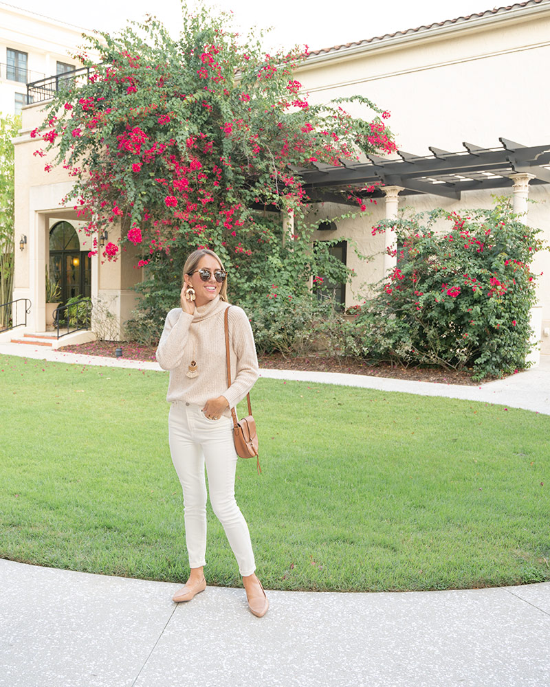 Today’s Everyday Fashion: White Jeans For Winter